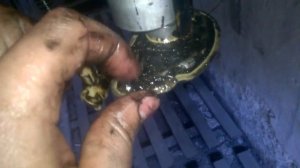 Volkswagen Caddy.Как почистить бак и насос.mp4