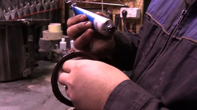 замена заднего сальника коленвала на двигателе j4js (SANTA FE CLASSIC) смотреть онлайн