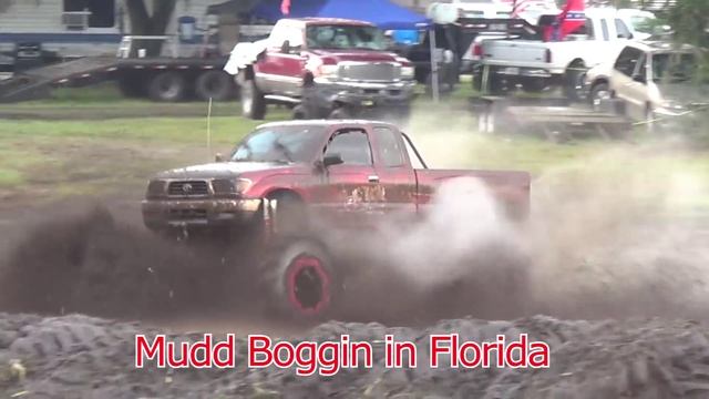 Toyota Mega Truck Rips Thru Mud Holes смотреть онлайн