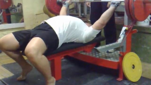 жим лёжа тренировка 01.08.13 смотреть онлайн