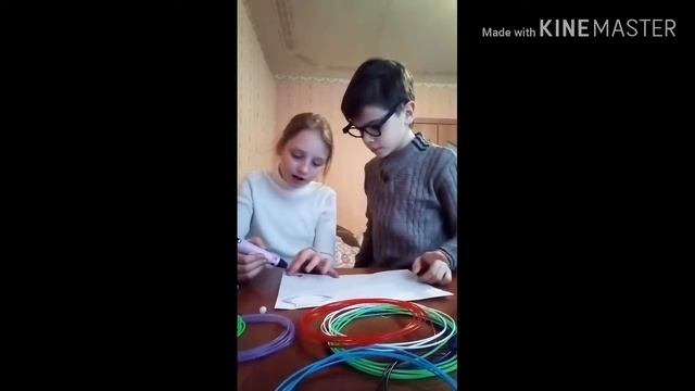 Короче говоря подруга учит рисовать 3D ручкой смотреть онлайн