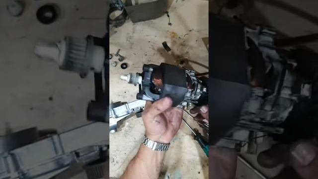 A Kenwood Titanium Chefs XL Repair.