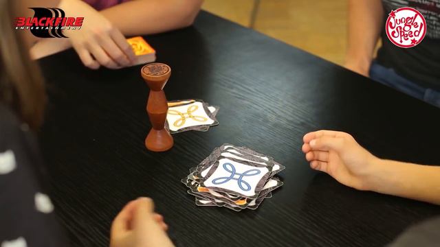 Jungle Speed - získej totem! смотреть онлайн