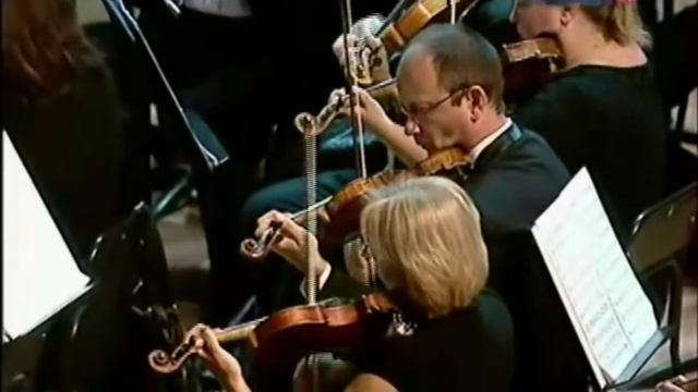 Mikhail Pletnev conducts Bruckner - Symphony No. 9 (Moscow, 2011) смотреть онлайн