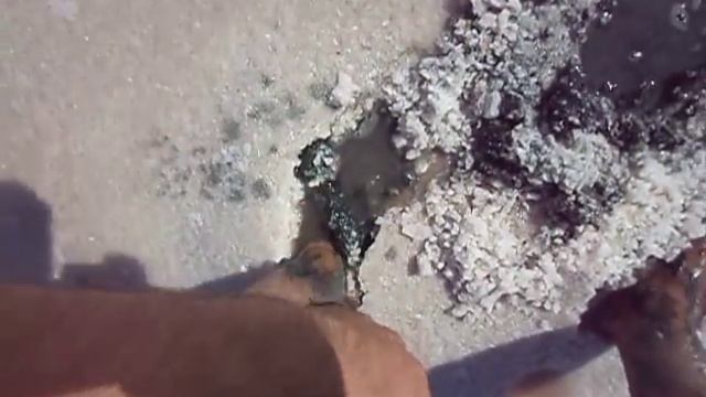 Крым, лечебная грязь озера Сиваш смотреть онлайн