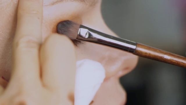 Smoky eyes для всех: как сделать дымчатый макияж глаз? смотреть онлайн