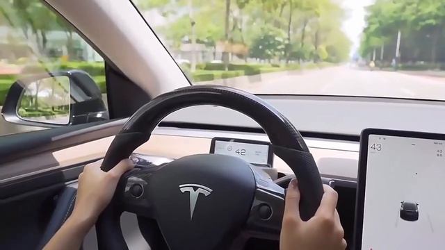 Дополнительная приборная панель Tesla смотреть онлайн