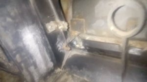 Верхняя заслонка потока воздуха на печку,ваз 2106.