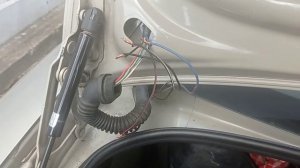 Мазда 3 НЕ ОТКРЫВАЕТСЯ БАГАЖНИК ПРИ НАЖАТИИ НА ЛИЧИНКУ ЗАМКА