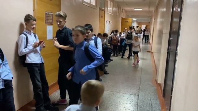 "Учитель школы моей" смотреть онлайн