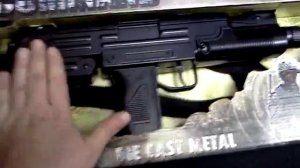 Игрушечный металлический автомат на пистонах (12 пистонов) Gonher 134/G