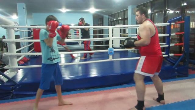 Самвэл и Роберт, работа на лапах смотреть онлайн