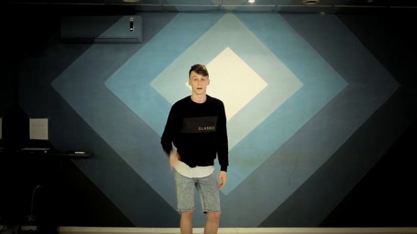 Онлайн урок от Леши Мартынова - 2 part/ Waacking/ RaiSky Dance Studio