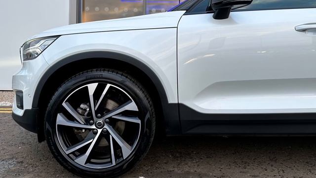 Volvo XC40 R-Design Pro T5 247 PS AWD Geartronic Automatic. Only 14,877 miles. SM68SWZ смотреть онлайн