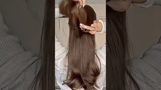 Красивая и легкая прическа на прогулку ✨? смотреть онлайн