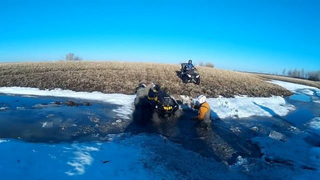CFMOTO Х6, Х8 , BRP Outlander 650, РМ 650 2 смотреть онлайн
