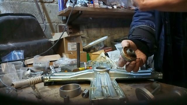 Аристон с металлическим баком, замена подшипников, причина заклина барабана смотреть онлайн