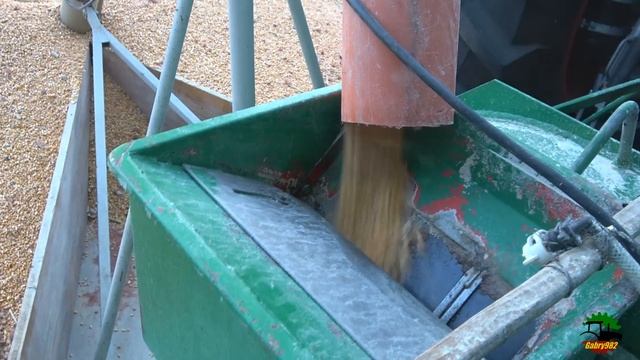 Pastone mais | Claas Tucano 320-Axion 850-Arion 550 | John Deere 6120 | Landini | Deutz Fahr | LISA смотреть онлайн