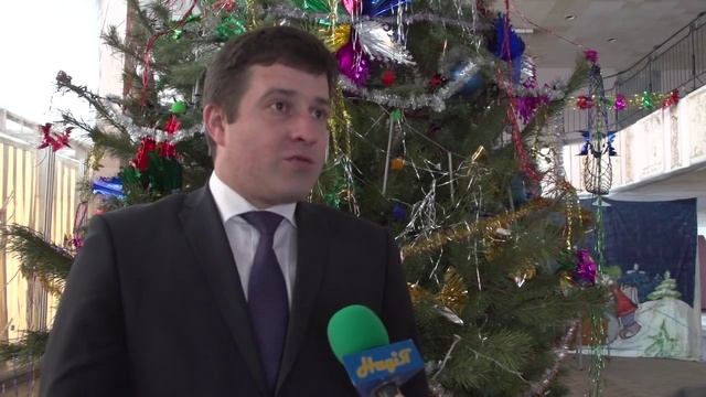 Новый год у ворот смотреть онлайн