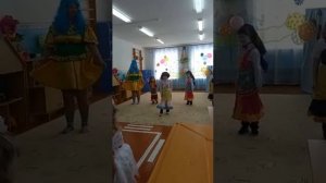 ТАНЕЦ МАЛЬЧИКОВ БУРАНОВСКИЕ БАБУШКИ VID 20230307 WA0005