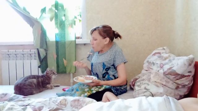 завтрак в постель это надо видеть смотреть онлайн