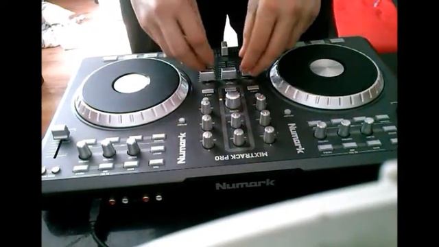 Numark Mixtrack PRO - LiveSet #1. Presented By Dafresh.