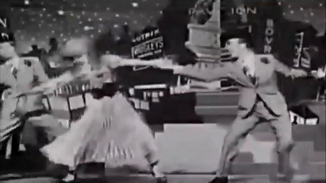 Maizie Williams (Boney M.) - Josephine Baker (Tribute to Bobby Farrell) / Eddie Middle-Line mix 201 смотреть онлайн