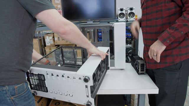 North VS North XL: Teardown & Comparison смотреть онлайн