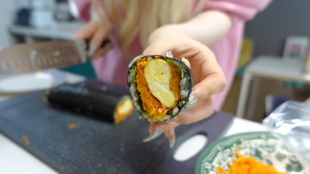 WHAT I EAT FOR LUNCH | Carrot Recipes смотреть онлайн