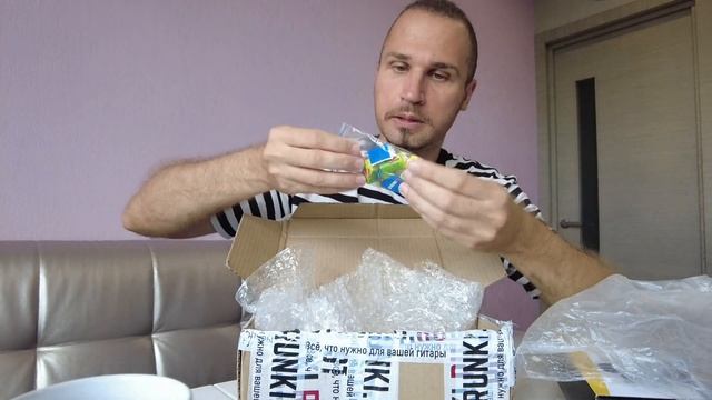 Распаковка посылки | Strunki.ru | Бюджетная беспроводная система для гитары | Струны СЕМЁРКИ смотреть онлайн