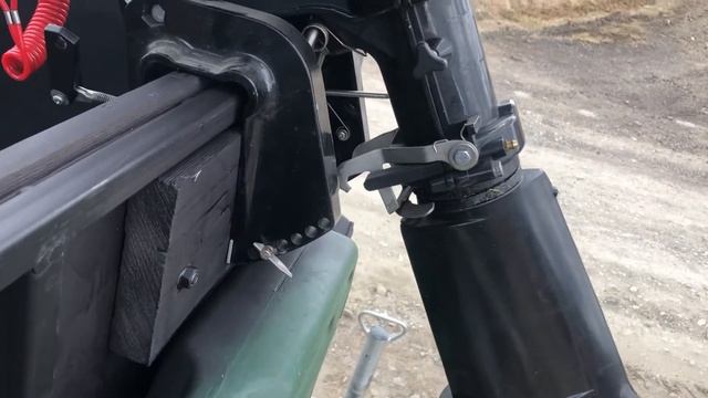 Как мы возим лодочные моторы на каракате смотреть онлайн