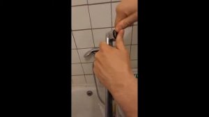 Подтекает гусак, излив смесителя? Замена прокладки в изливе смесителя в ванной самостоятельно.