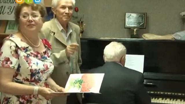 Учитель и рабочий -- две записи в трудовой книжке смотреть онлайн