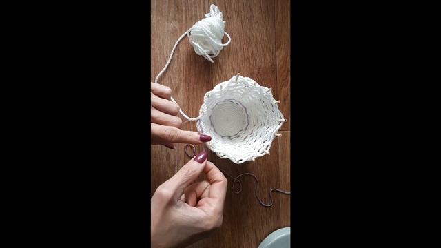 Ажурная корзинка. Openwork basket. смотреть онлайн