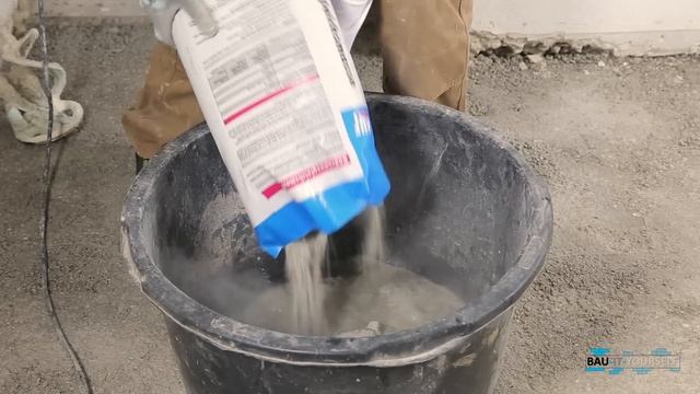 Bodenausgleichsmasse Anleitung - Boden ausgleichen - Nivelliermasse auftragen смотреть онлайн
