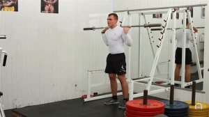 Наклоны со штангой на плечах