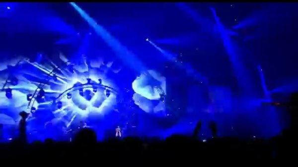 Milk Inc - Walk On Water