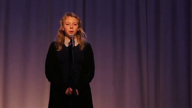 ФШТ 2017. Поэзия. Арина Кречетова (Роберт Рождественский «Я в глазах твоих утону, можно») смотреть онлайн