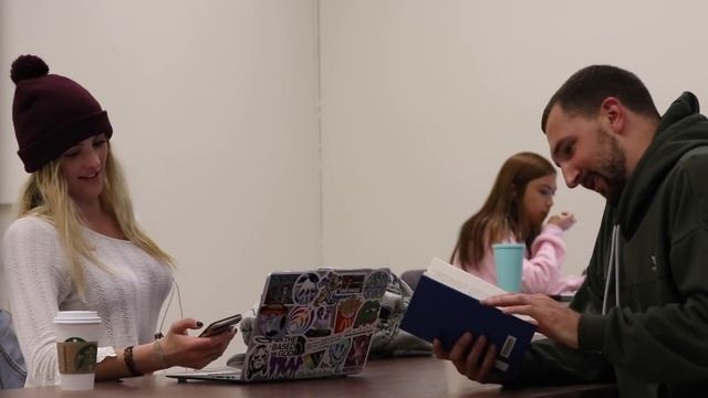 EMBARRASSING RINGTONES IN THE LIBRARY PRANK!! смотреть онлайн