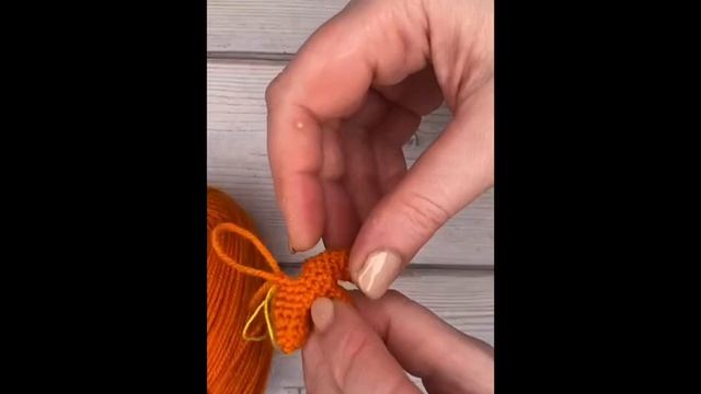 МК крючком "Цыпленок" Часть 2 смотреть онлайн