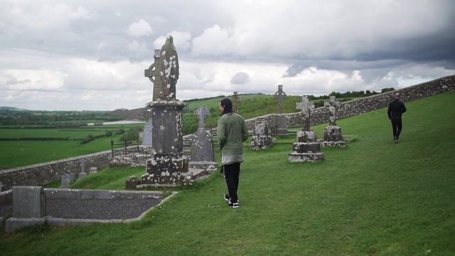 Exploring The Rock Of Cashel Ireland 2016 смотреть онлайн