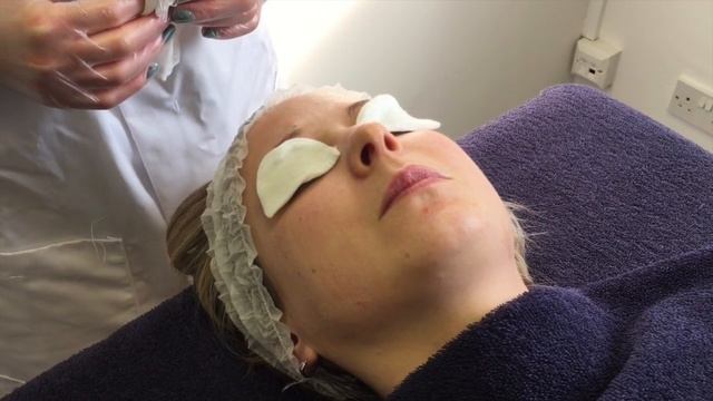 EnerPeel JR Training Video by Skinmed смотреть онлайн