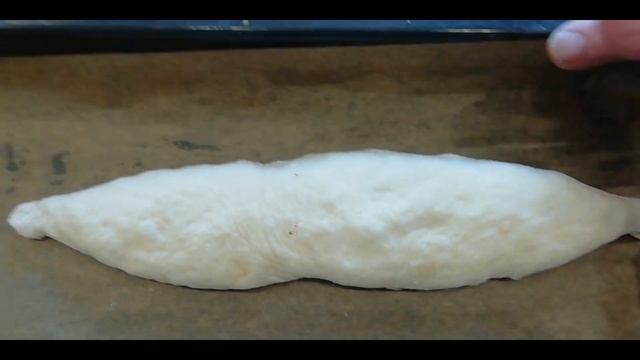 Булка с сыром или батон с сыром из дрожжевого теста смотреть онлайн