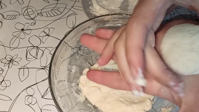 #Сырники без яиц/Простой рецепт Сырников на завтрак и перекус #Shorts смотреть онлайн