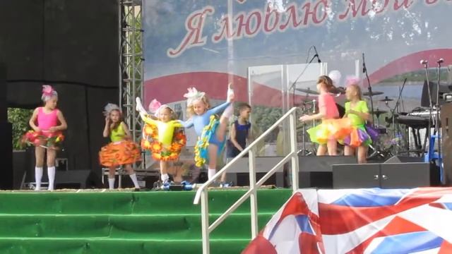 Продюсерский центр Антураж.На день Города Киров 2016. смотреть онлайн