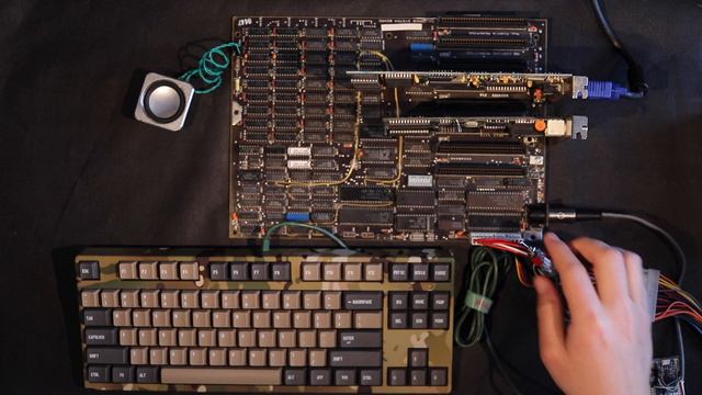 Pong on a PC/XT with NO operating system.. Is it possible? смотреть онлайн