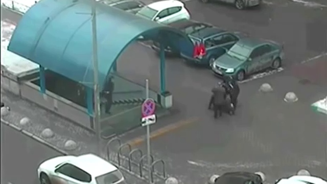 Видео задержания няни в хиджабе с отрезанной головой ребенка. Новости Жирновска смотреть онлайн