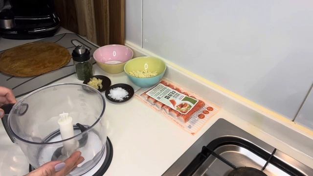 Яичные роллы с крабовыми палочками- вкусная закуска! смотреть онлайн