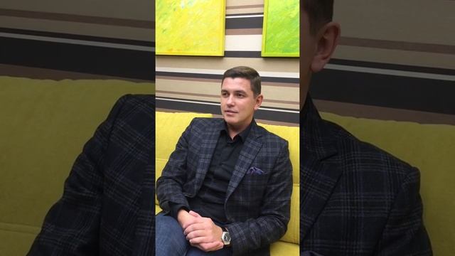 Видеоотзыв заказчика Шатрова Максима о работе дизайнера интерьера Комиссаровой Елены смотреть онлайн