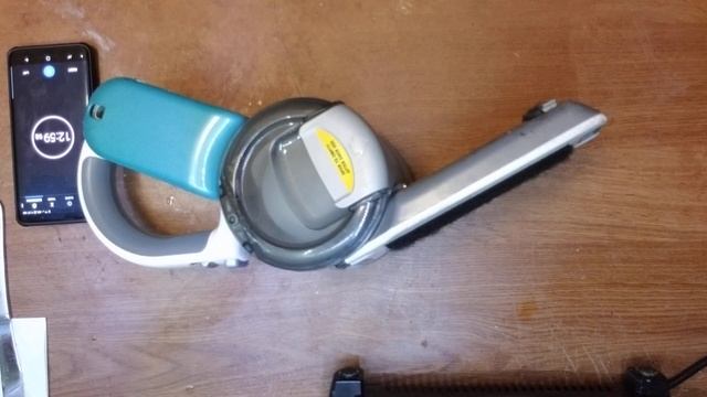 How to replaceable battery in a Black & Decker angled cordless car vacuum? смотреть онлайн